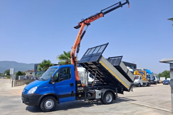Iveco Daily 65c18 RIBALTABILE E GRU PALFINGER - immagine 3