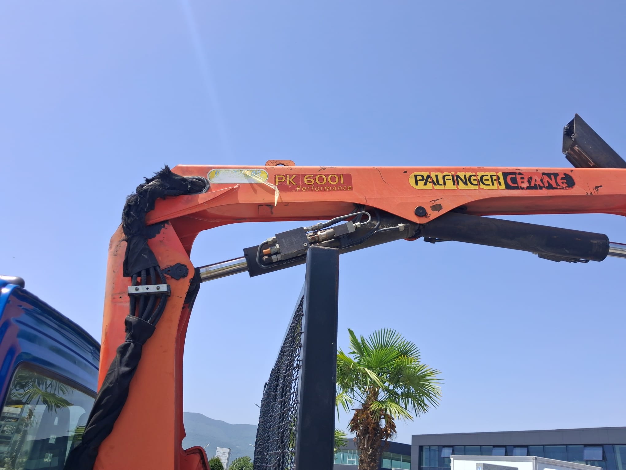Iveco Daily 65c18 RIBALTABILE E GRU PALFINGER - immagine 23