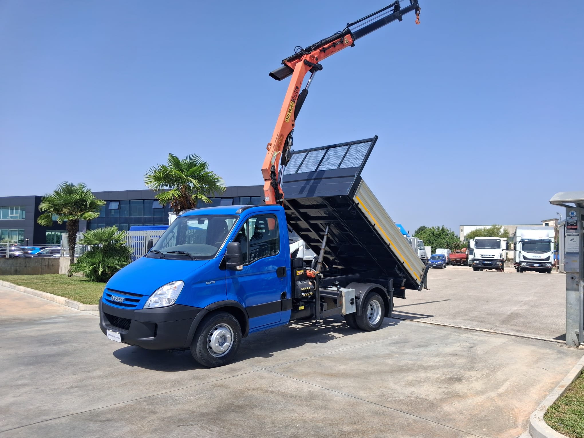 Iveco Daily 65c18 RIBALTABILE E GRU PALFINGER - immagine 6