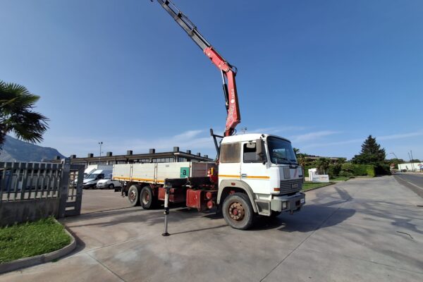 IVECO 190.26 CASSONE E GRU FASSI F210 - immagine 23