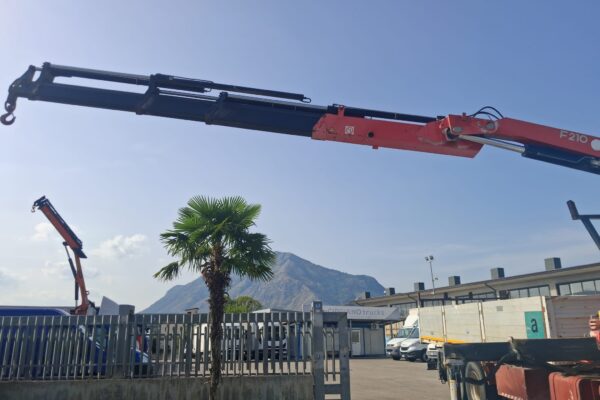 IVECO 190.26 CASSONE E GRU FASSI F210 - immagine 26