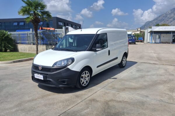 Fiat Doblò FURGONATO MAXI 3 POSTI - immagine 3