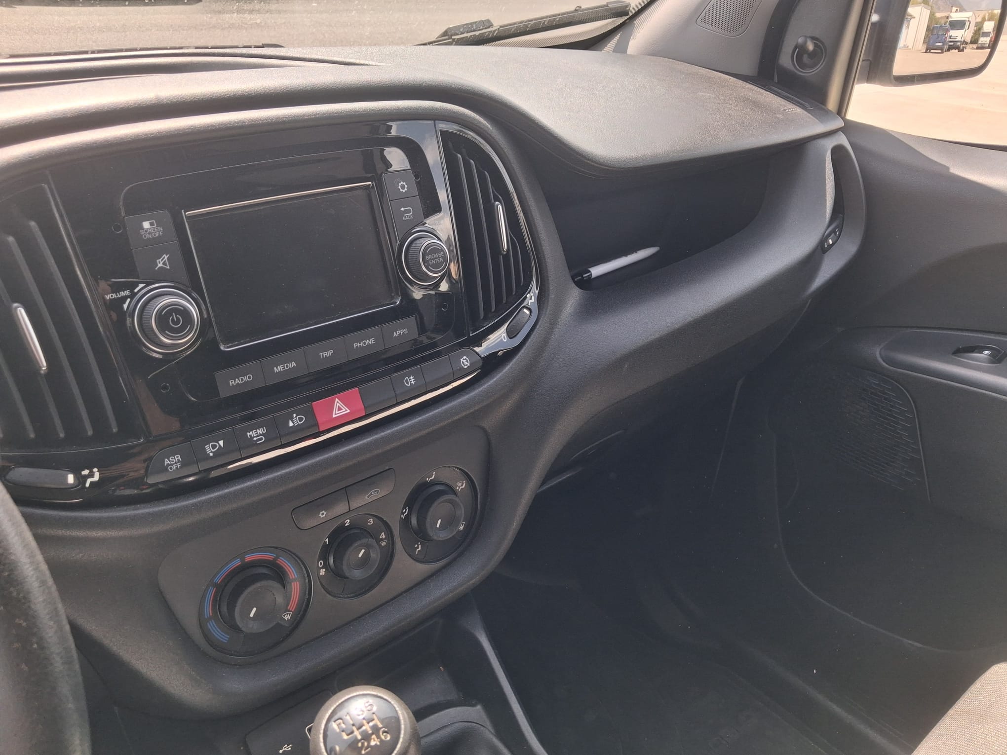 Fiat Doblò FURGONATO MAXI 3 POSTI - immagine 12