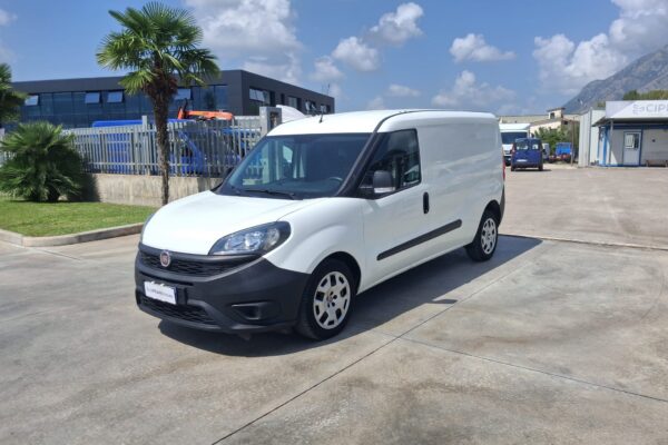 Fiat Doblò FURGONATO MAXI 3 POSTI - immagine 4
