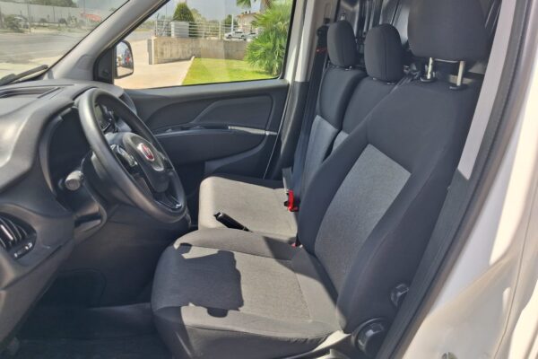 Fiat Doblò FURGONATO MAXI 3 POSTI - immagine 5