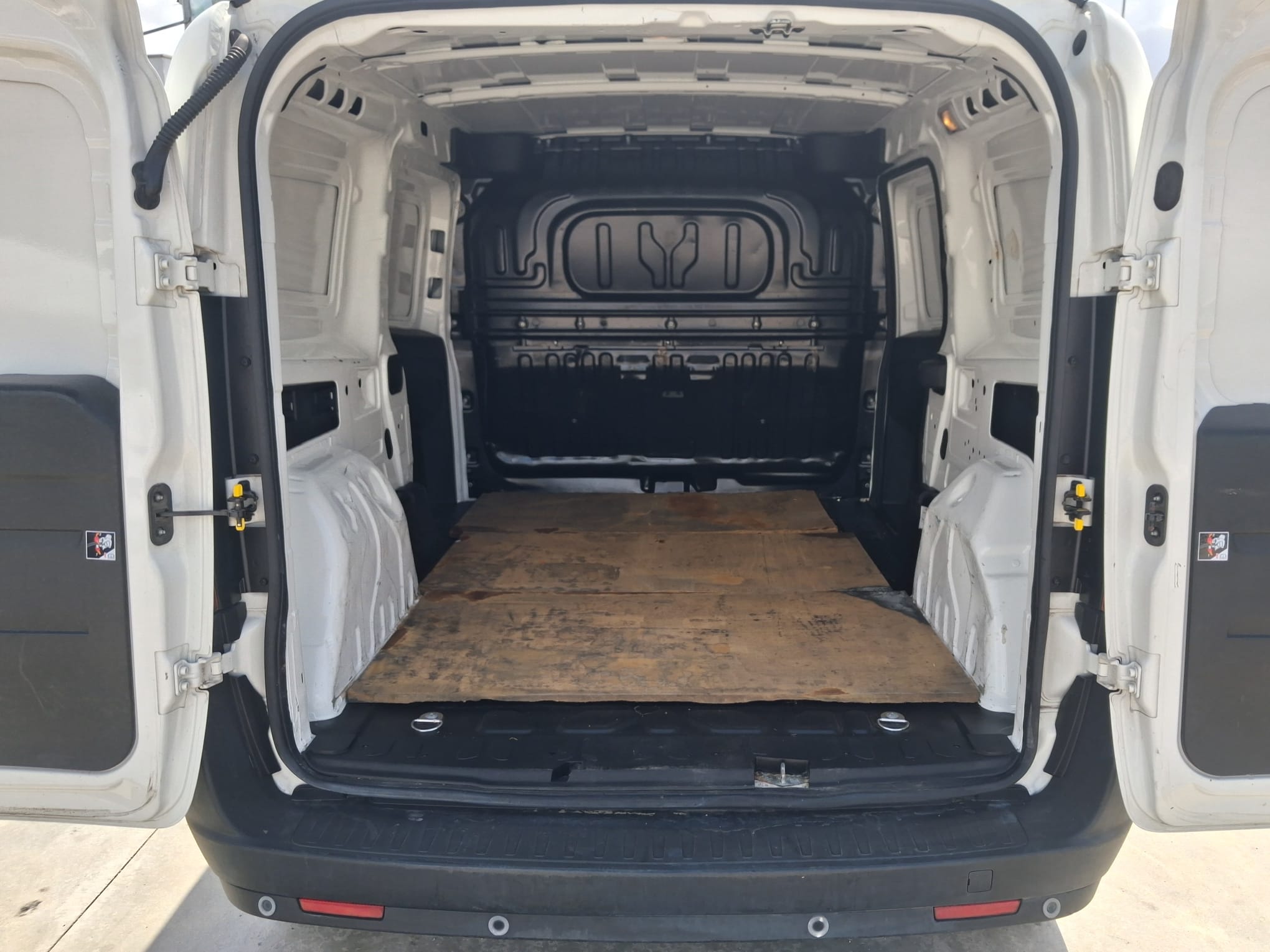 Fiat Doblò FURGONATO MAXI 3 POSTI - immagine 8