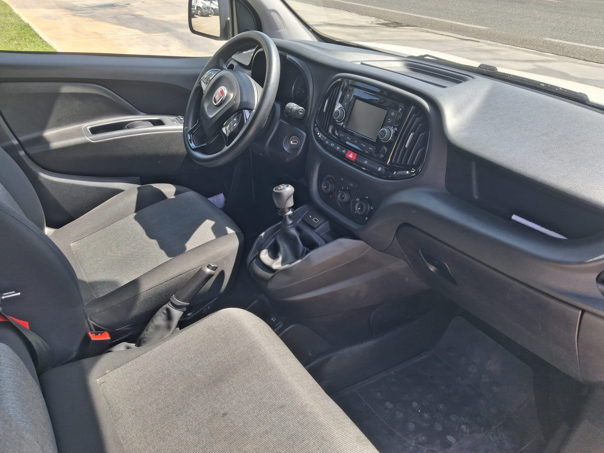 Fiat Doblò FURGONATO MAXI 3 POSTI - immagine 9