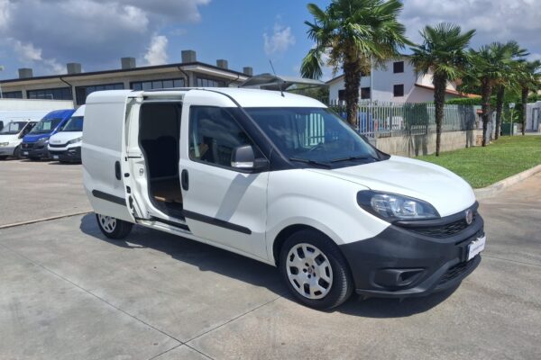 Fiat Doblò FURGONATO MAXI 3 POSTI - immagine 10