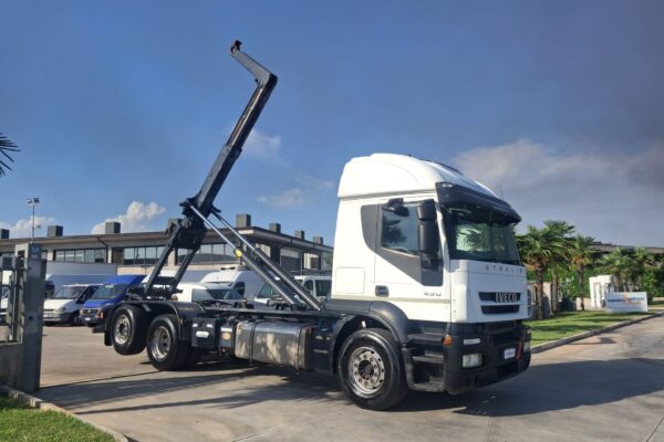 Iveco Stralis 450 SCARRABILE CABINA BASSA - immagine 13