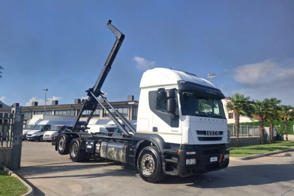 Iveco Stralis 450 SCARRABILE CABINA BASSA - immagine 15