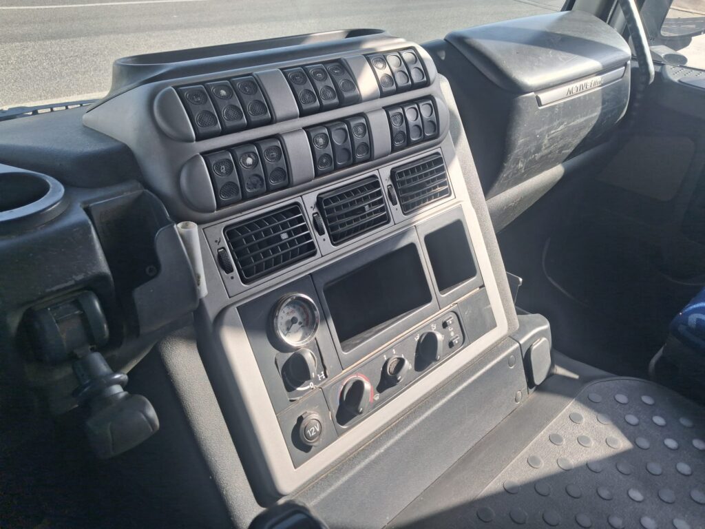 Iveco Stralis 450 SCARRABILE CABINA BASSA