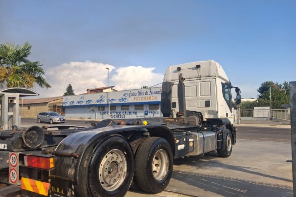 Iveco Stralis 450 SCARRABILE CABINA BASSA - immagine 9