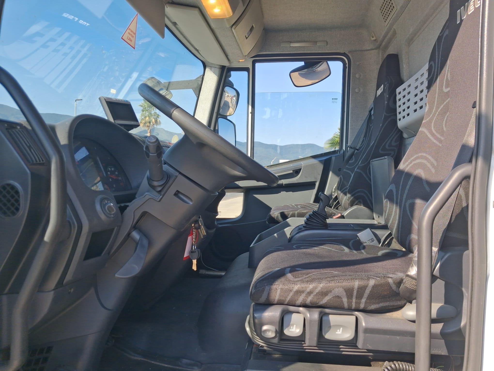 Iveco Eurocargo 100e21 PASSO 3690 EURO 6 - immagine 2