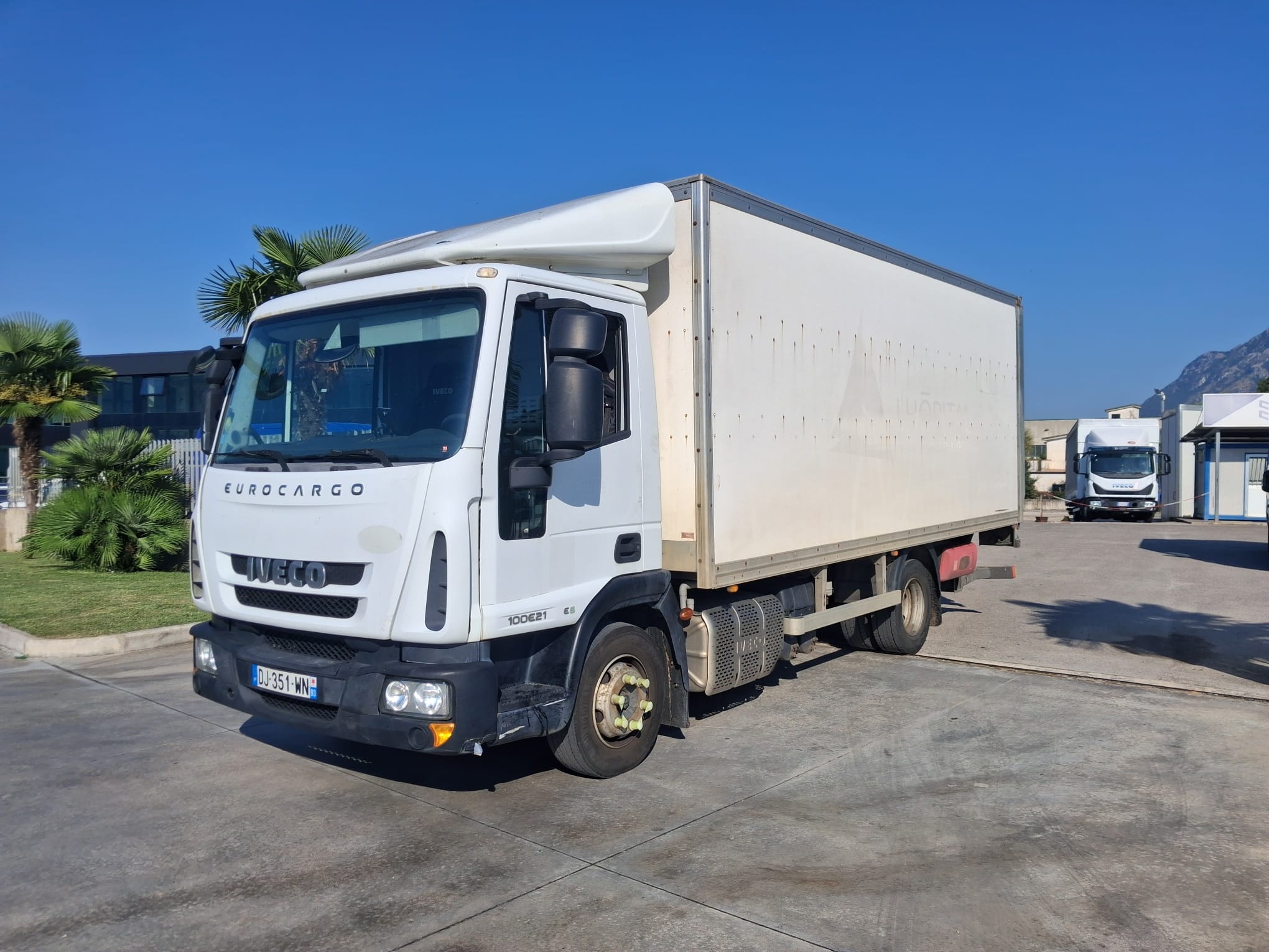 Iveco Eurocargo 100e21 PASSO 3690 EURO 6 - immagine 9