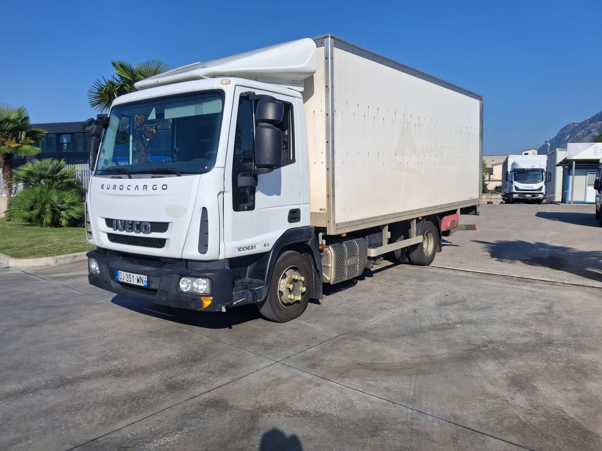 Iveco Eurocargo 100e21 PASSO 3690 EURO 6 - immagine 11