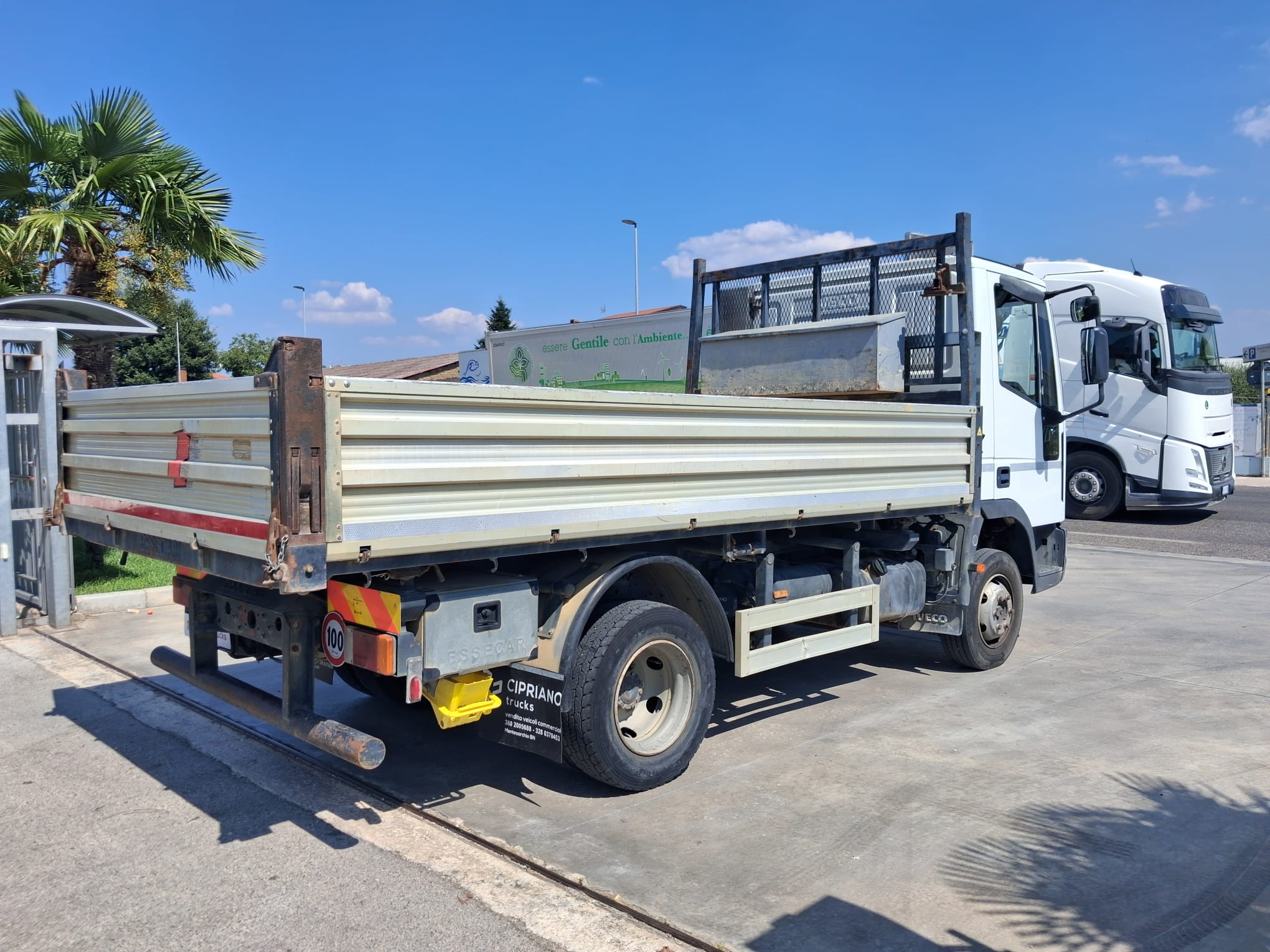 Iveco Eurocargo 75e15 RIBALTABILE TRILATERALE - immagine 7