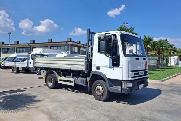 Iveco Eurocargo 75e15 RIBALTABILE TRILATERALE - immagine 9