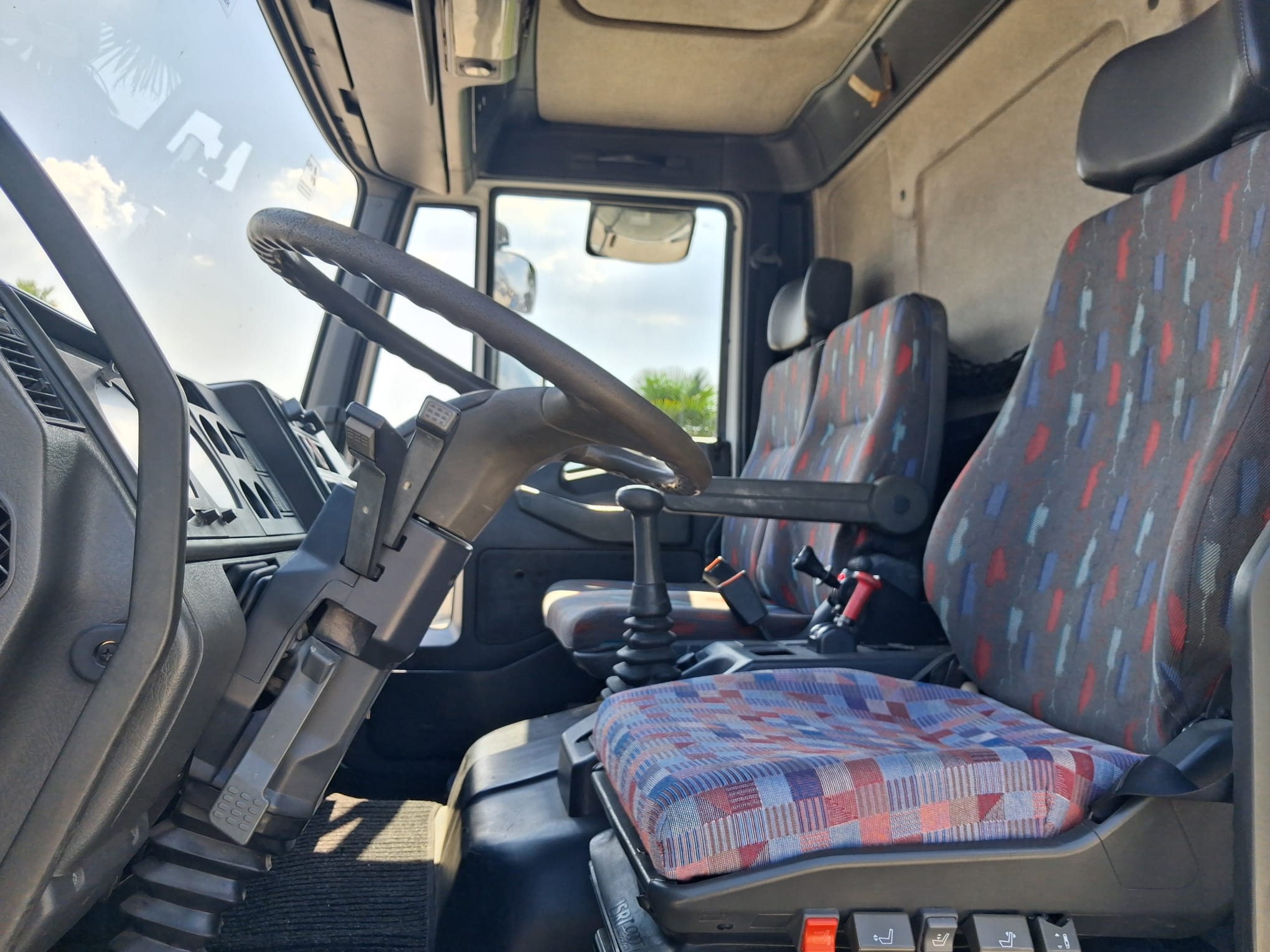 Iveco Eurocargo 75e15 RIBALTABILE TRILATERALE - immagine 10