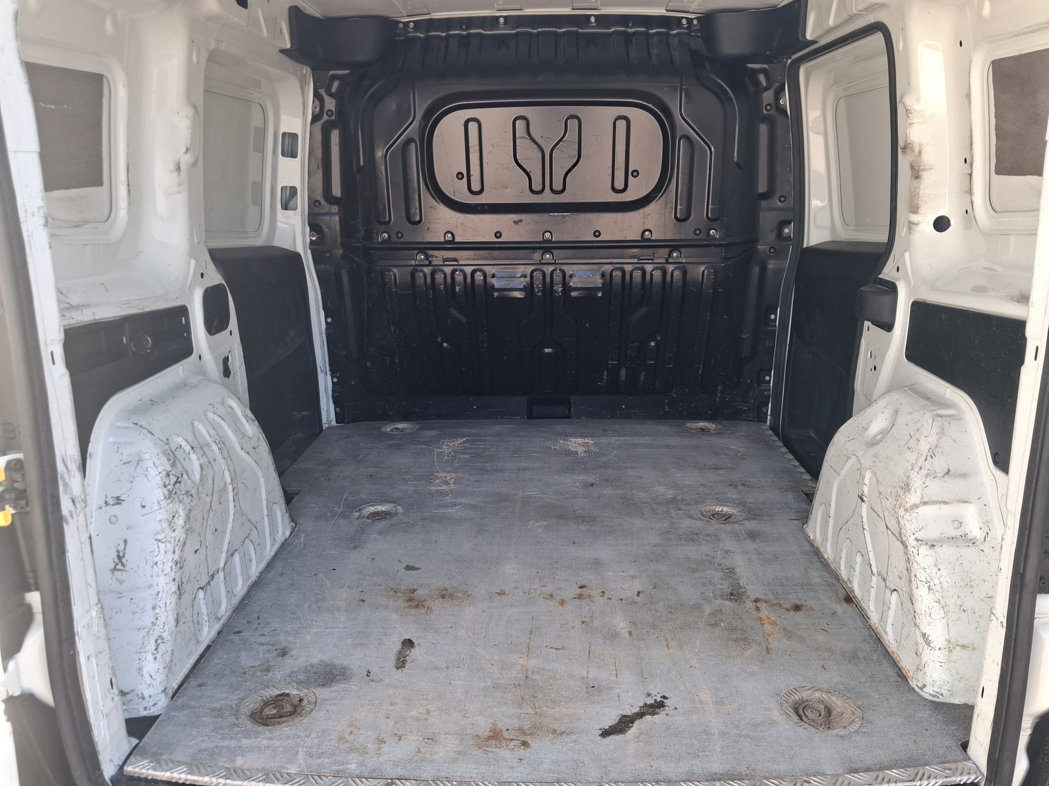 Fiat Doblò Furgonato KM: 94.955 - immagine 4
