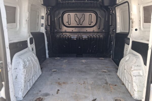 Fiat Doblò Furgonato KM: 94.955 - immagine 8