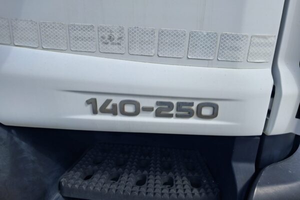 Iveco Eurocargo 140e25 CABINA LETTO CENTINA E SPONDA - immagine 11