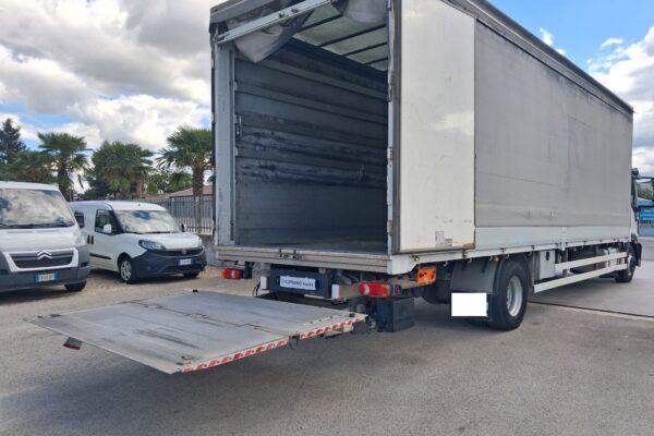 Iveco Eurocargo 140e25 CABINA LETTO CENTINA E SPONDA - immagine 12