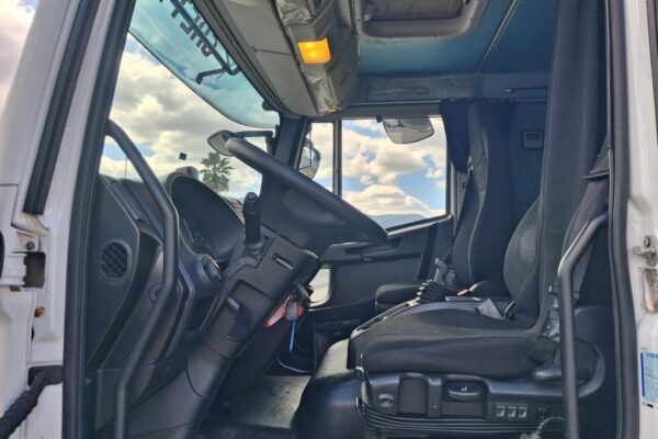 Iveco Eurocargo 140e25 CABINA LETTO CENTINA E SPONDA - immagine 15