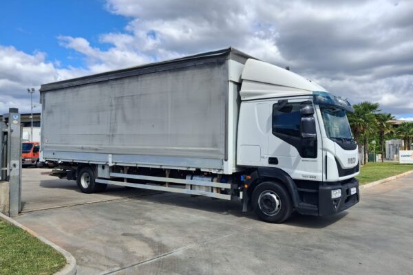 Iveco Eurocargo 140e25 CABINA LETTO CENTINA E SPONDA - immagine 6