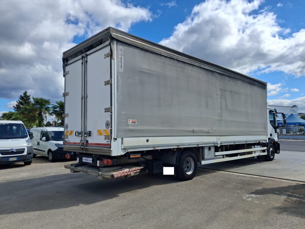 Iveco Eurocargo 140e25 CABINA LETTO CENTINA E SPONDA