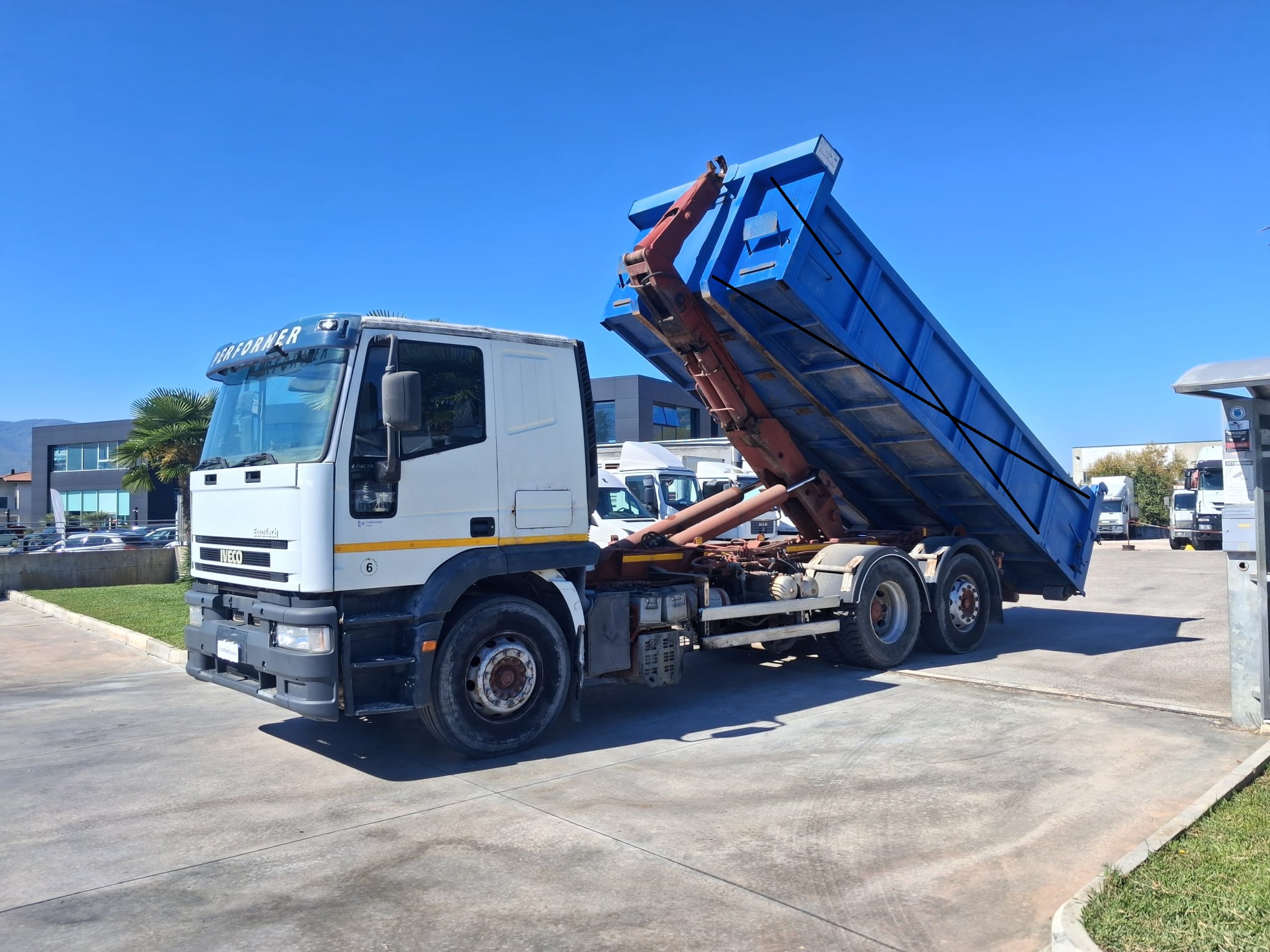 Iveco Eurotech SCARRABILE 26 TON - immagine 6