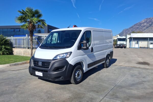 Fiat Ducato Furgonato MINI ANNO 2023 - immagine 2