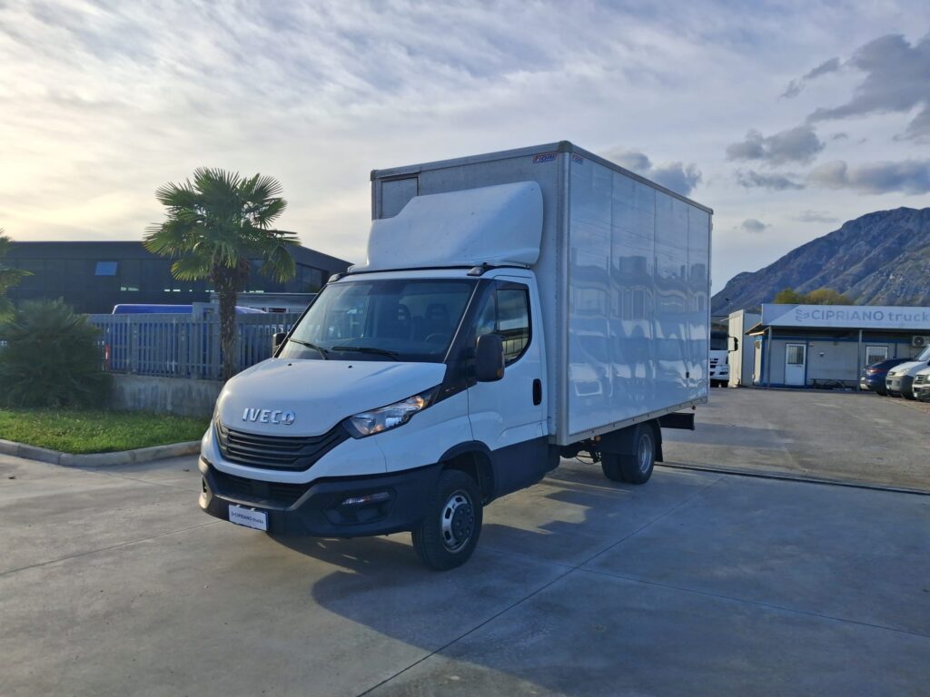 Iveco Daily 35c18 CASSONATO EURO 6E