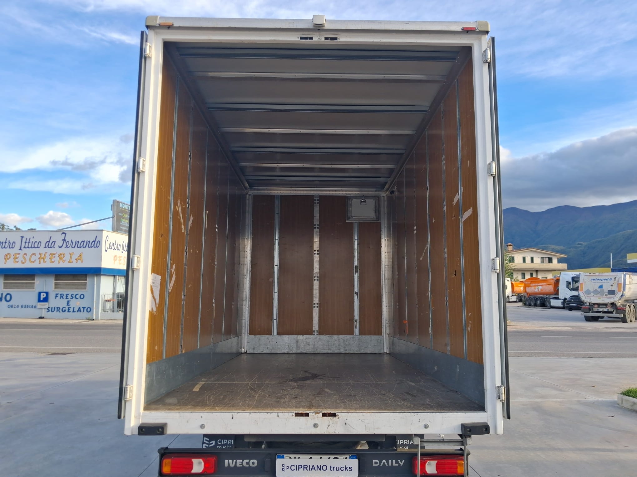 Iveco Daily 35c18 CASSONATO EURO 6E - immagine 11