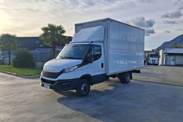 Iveco Daily 35c18 CASSONATO EURO 6E - immagine 4