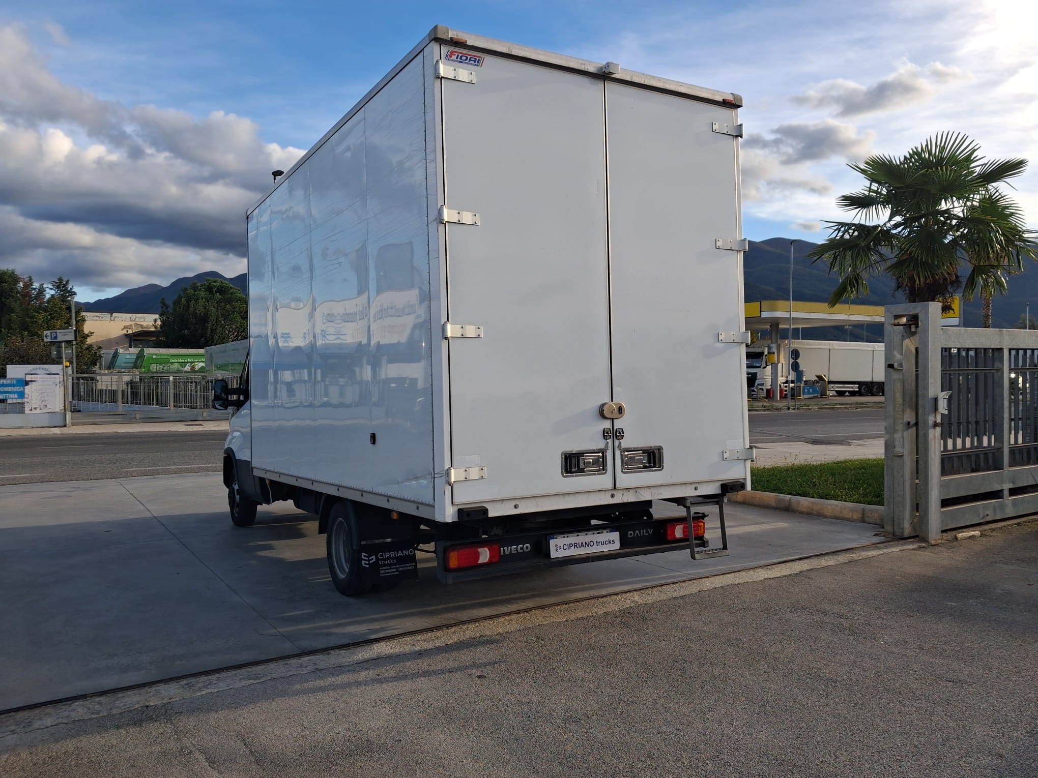 Iveco Daily 35c18 CASSONATO EURO 6E - immagine 5