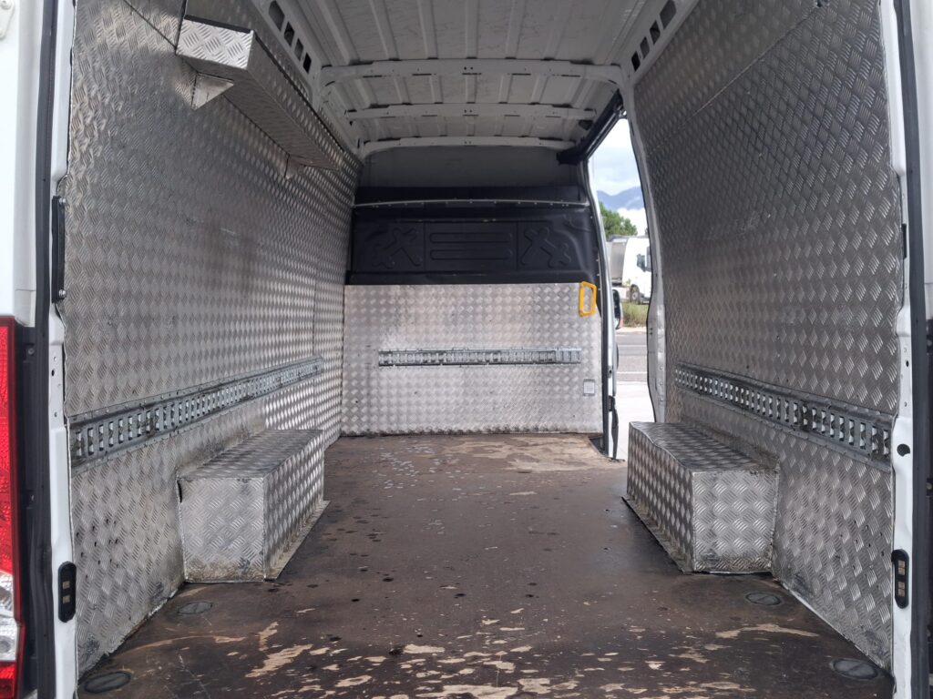 Iveco Daily Furgonato ANNO 2020
