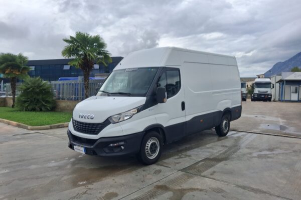 Iveco Daily Furgonato ANNO 2020 - immagine 4