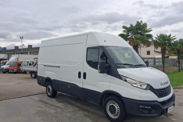 Iveco Daily Furgonato ANNO 2020 - immagine 6