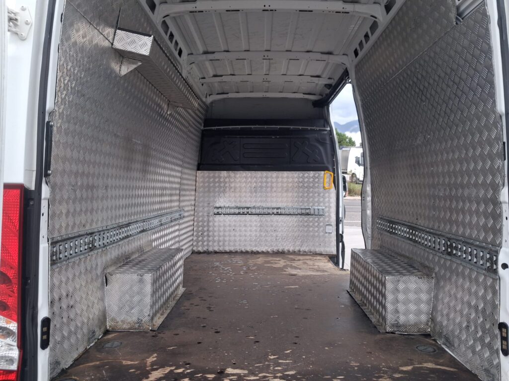 Iveco Daily Furgonato ANNO 2020