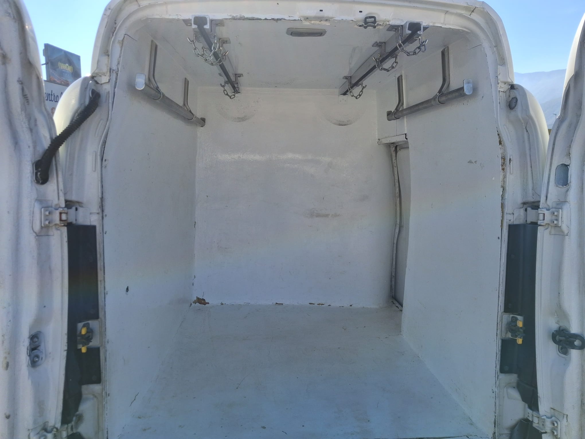 Fiat Doblò COIBENTATO TRASPORTO CARNE - immagine 2