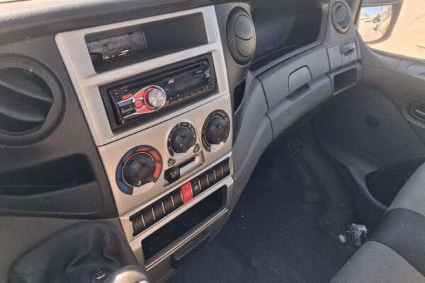 Iveco Daily CASSONE FISSO CON GRU FASSI - immagine 13