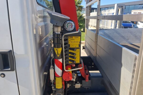 Iveco Daily CASSONE FISSO CON GRU FASSI - immagine 14