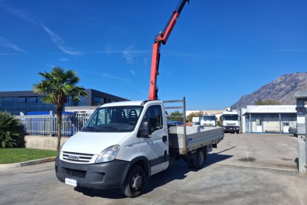 Iveco Daily CASSONE FISSO CON GRU FASSI - immagine 6