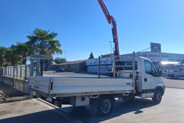 Iveco Daily CASSONE FISSO CON GRU FASSI - immagine 7